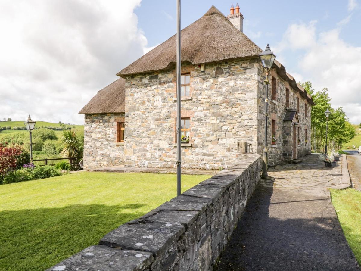 An Maide Ban Villa Cootehill Dış mekan fotoğraf