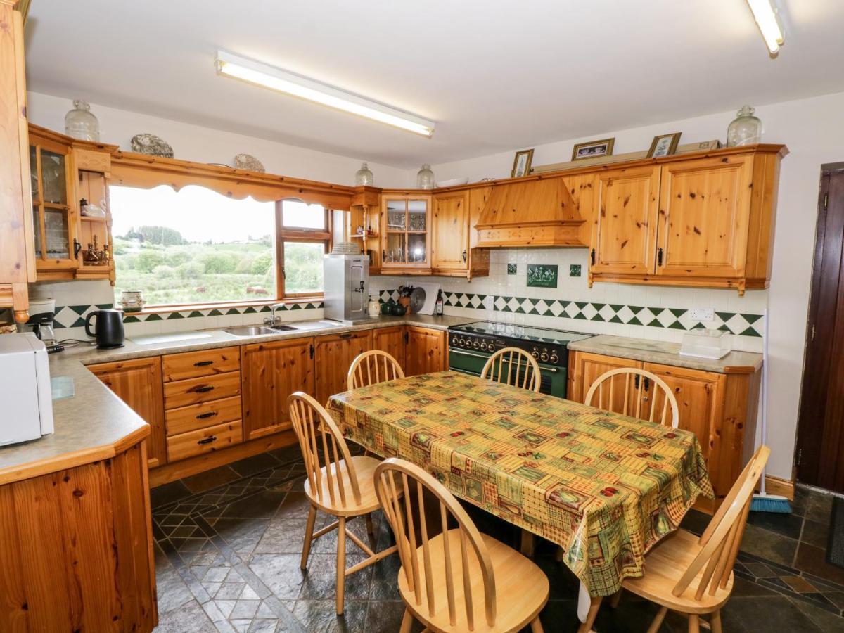 An Maide Ban Villa Cootehill Dış mekan fotoğraf